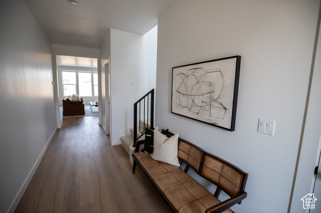 Photo 3 for MLS #2089480 at 1083 W Audrey Ln #4