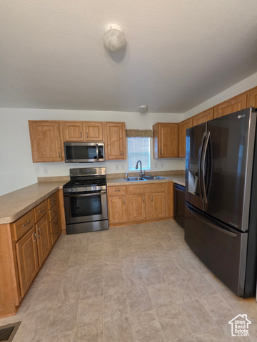 Photo 4 for MLS #2089502 at 1111 N 2000 West #87