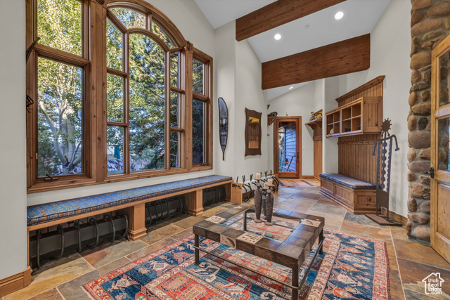 Photo 14 for MLS #2089513 at 9968 Summit View Dr