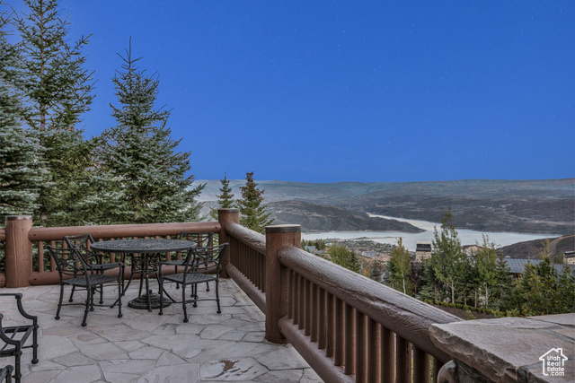 Photo 10 for MLS #2089513 at 9968 Summit View Dr