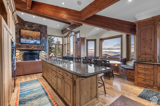 Photo 7 for MLS #2089513 at 9968 Summit View Dr