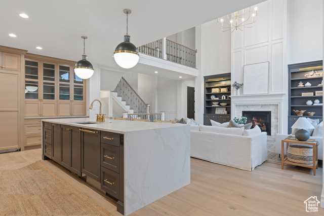 Photo 15 for MLS #2089526 at 5 W Summerhill Ln