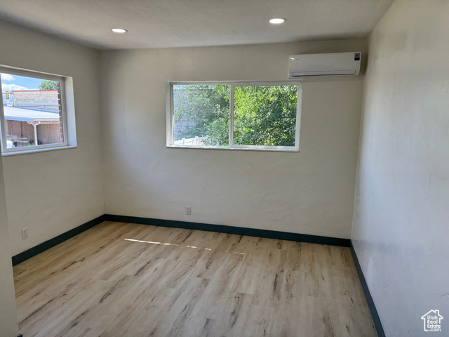 Photo 16 for MLS #2089570 at 559 E Harmston Ave