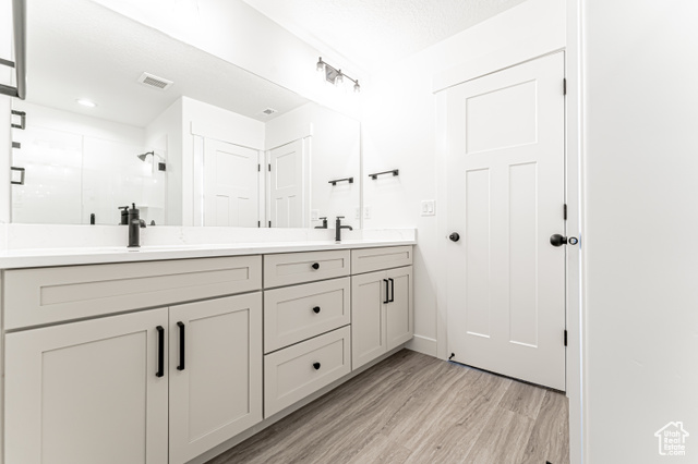 Photo 14 for MLS #2089574 at 993 N 3620 West #264