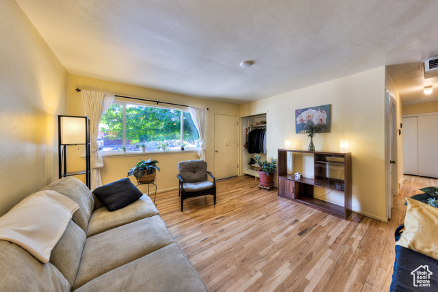 Photo 13 for MLS #2089589 at 279 Park Rd
