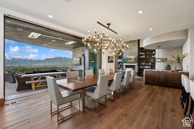 Photo 11 for MLS #2089625 at 831 N Explorer Peak Dr