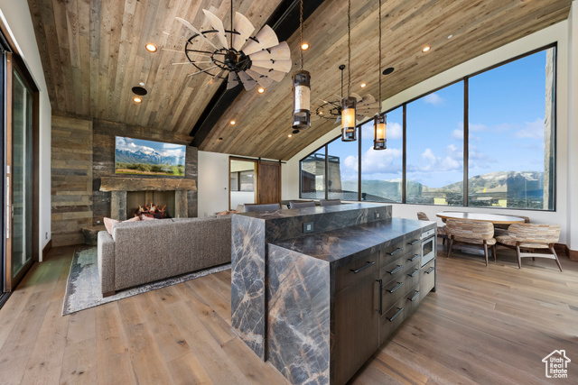 Photo 115 for MLS #2089625 at 831 N Explorer Peak Dr
