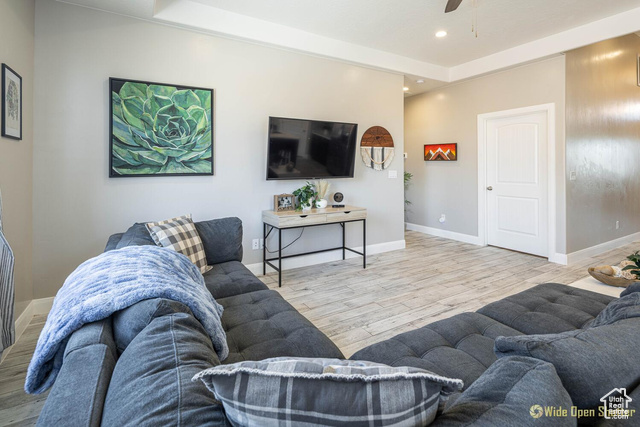Photo 6 for MLS #2089629 at 3482 W 150th St