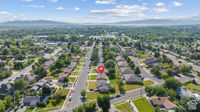 Photo 36 for MLS #2089657 at 1185 E Hillcrest Dr