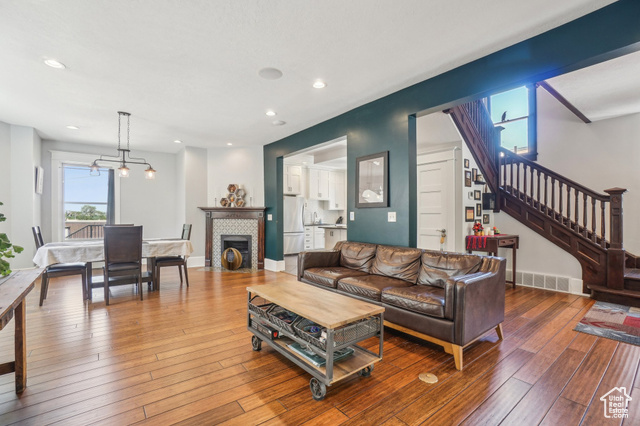 Photo 8 for MLS #2089669 at 2683 S Jefferson Ave