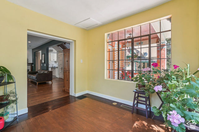 Photo 18 for MLS #2089669 at 2683 S Jefferson Ave