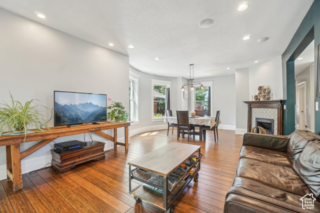 Photo 7 for MLS #2089669 at 2683 S Jefferson Ave
