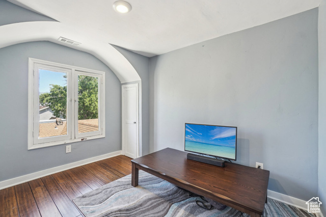 Photo 40 for MLS #2089669 at 2683 S Jefferson Ave