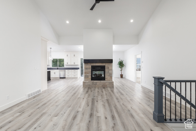 Photo 9 for MLS #2089705 at 3616 N 600 East