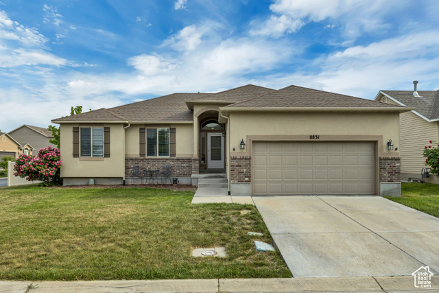 8831 W DIGGER LN, Magna UT 84044