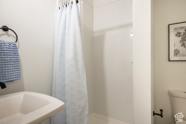 Photo 54 for MLS #2089779 at 1559 E Oak Cliff Dr