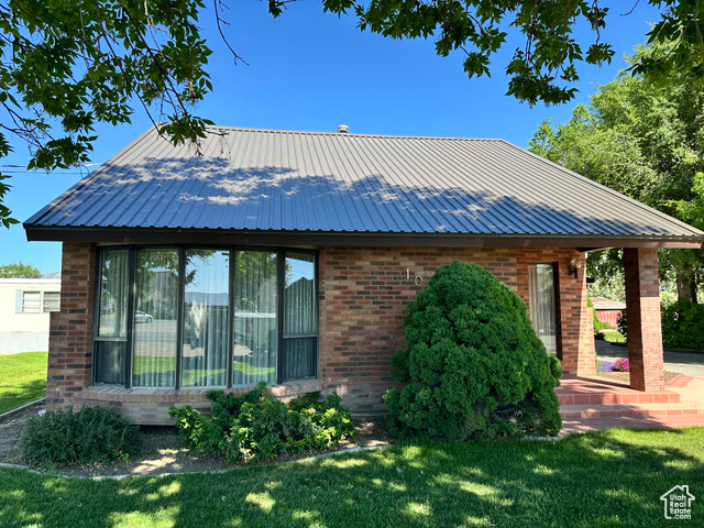Photo 38 for MLS #2089790 at 102 S 1000 West