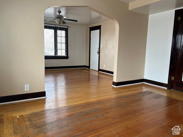 Photo 14 for MLS #2089799 at 823 E 23rd St