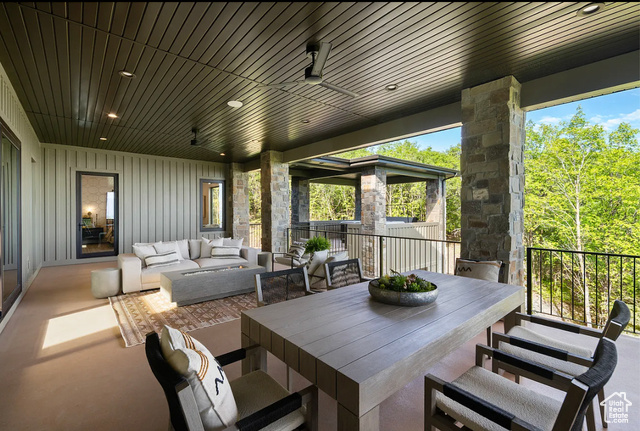 Photo 30 for MLS #2089831 at 1040 S Summit Creek Dr