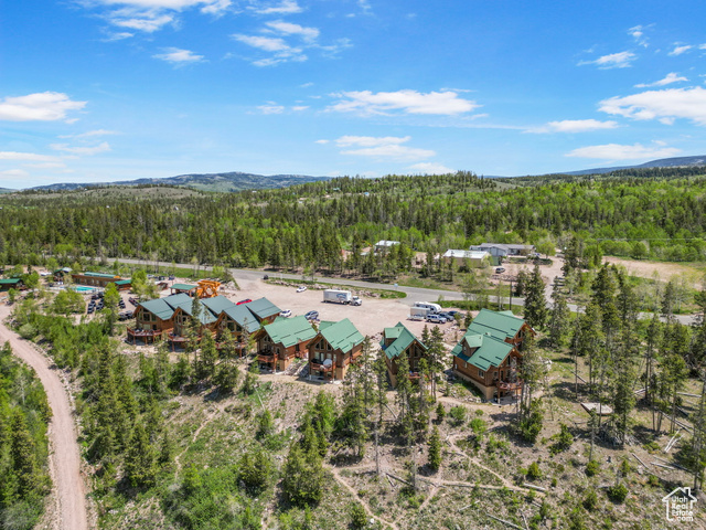 Photo 13 for MLS #2089840 at 5866 Mirror Lake Hwy #3-1