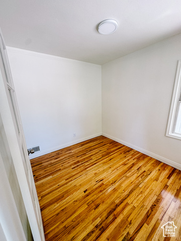 Photo 8 for MLS #2089843 at 1516 E 36th