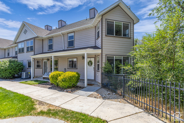 564 E SELLWOOD CT, Ogden UT 84401