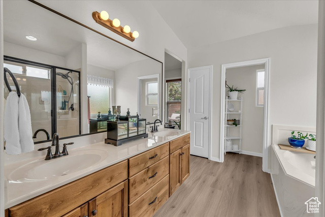 Photo 9 for MLS #2089875 at 4034 Fortune Way