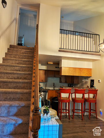 Photo 4 for MLS #2089913 at 1175 S Canyon Rd #81
