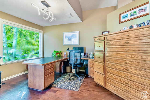 Photo 11 for MLS #2089923 at 4862 S Kiwana Dr