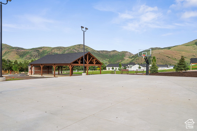 Photo 78 for MLS #2089925 at 588 S 100 East