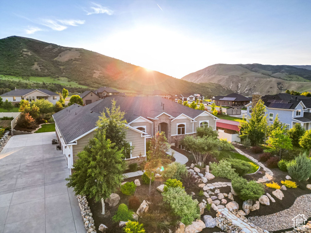 Photo 4 for MLS #2089925 at 588 S 100 East