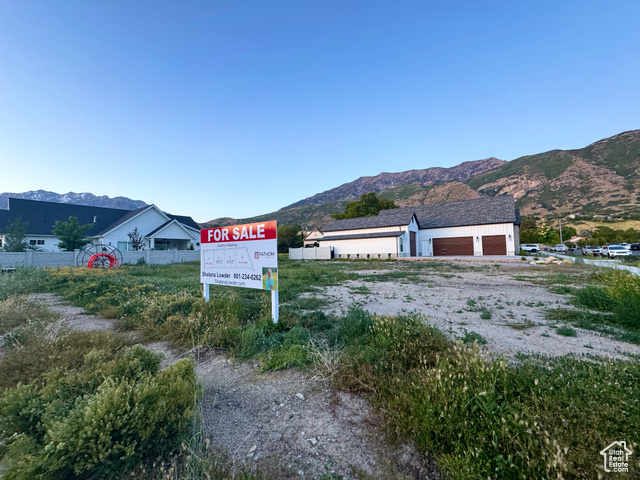 Photo 5 for MLS #2089954 at 407 E 3900 North