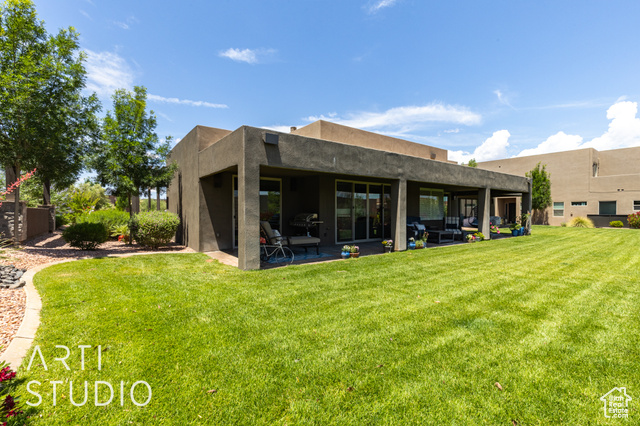 Photo 39 for MLS #2090050 at 3221 S Retreat Dr #7