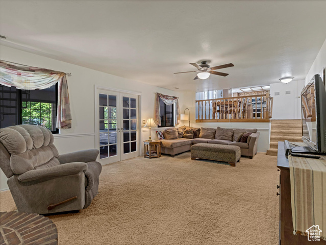Photo 22 for MLS #2090100 at 1735 Hayes Dr