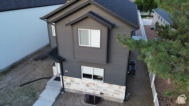 Photo 39 for MLS #2090114 at 105 S 600 East