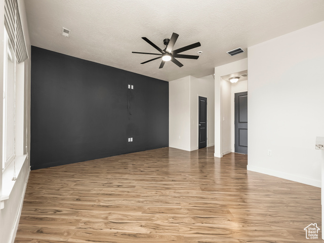 Photo 7 for MLS #2090160 at 5446 W Rushmore Park Ln