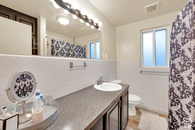 Photo 16 for MLS #2090205 at 735 W 100 South