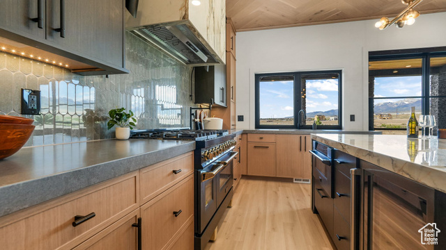 Photo 12 for MLS #2090211 at 1105 W Marigold Dr #114