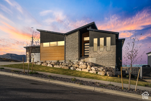 Photo 2 for MLS #2090214 at 7272 W Summit Crest Cir