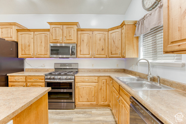 Photo 9 for MLS #2090227 at 2155 N 170 West
