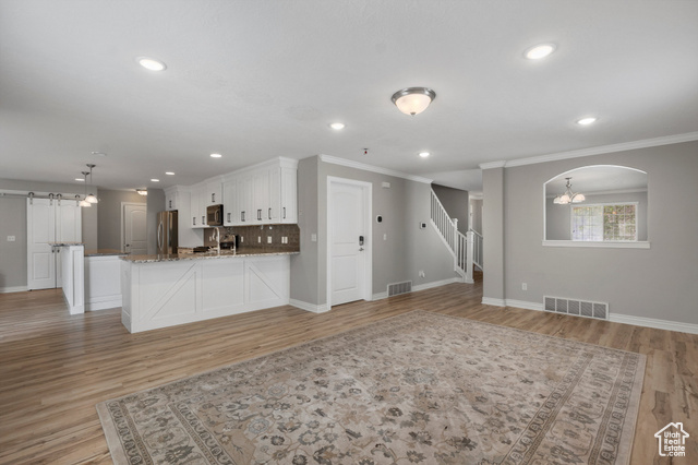 Photo 8 for MLS #2090245 at 1754 E Cedar Trails Way
