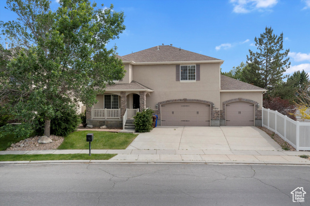 Photo 2 for MLS #2090245 at 1754 E Cedar Trails Way