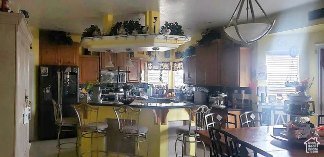 Photo 2 for MLS #2090283 at 1559 S 2950 West
