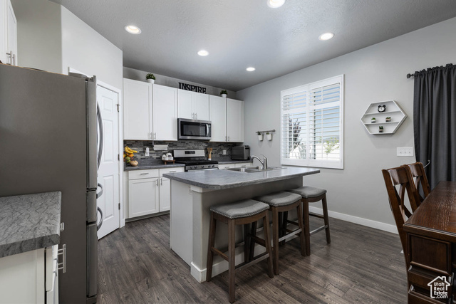 Photo 12 for MLS #2090286 at 7709 N Seabiscuit Rd