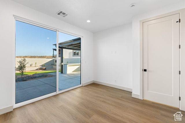 Photo 12 for MLS #2090318 at 1405 N Puesta Del Sol Ln #50