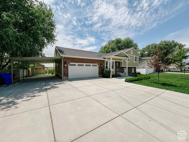Photo 3 for MLS #2090338 at 1557 N 2750 West