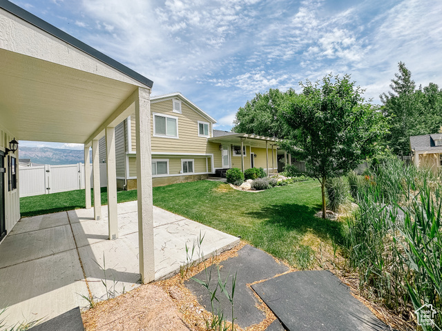 Photo 6 for MLS #2090338 at 1557 N 2750 West