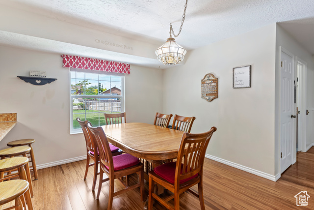 Photo 8 for MLS #2090340 at 1356 W Fairway Cir