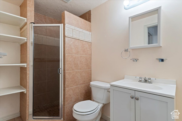 Photo 26 for MLS #2090354 at 696 S Clearwater Falls Dr