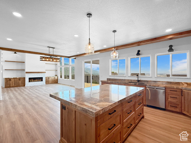 Photo 11 for MLS #2090375 at 1141 E 4100 North